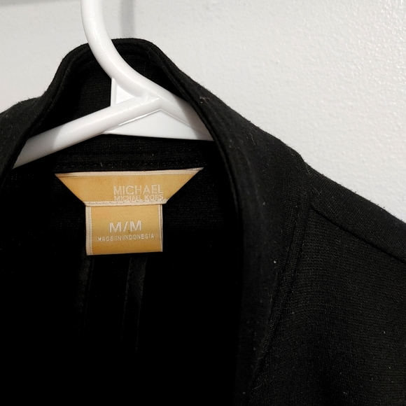 Michael Kors - Picture 1 of 3